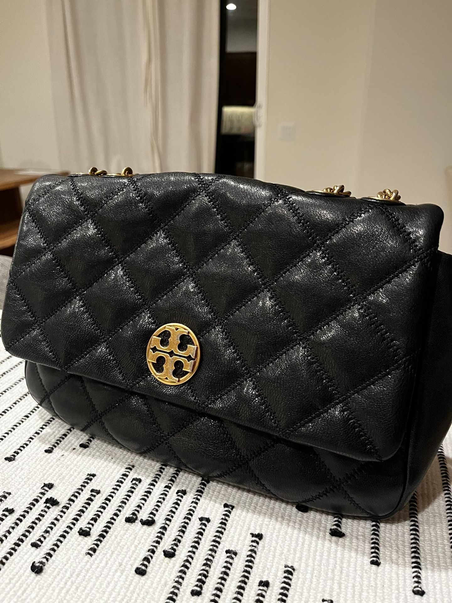 Tory Burch Large Crossbody Shoulder Strap Leather