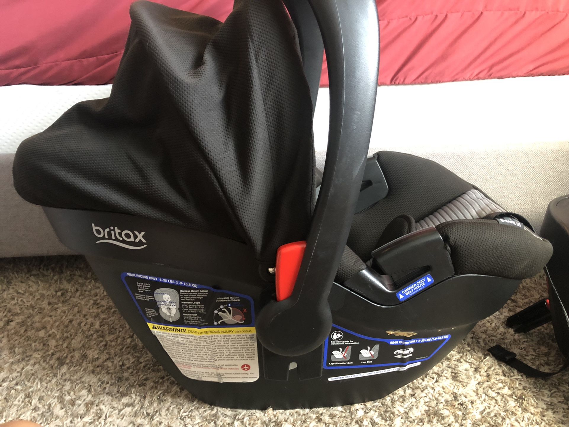 Britax B Safe 35 Car seat With Base