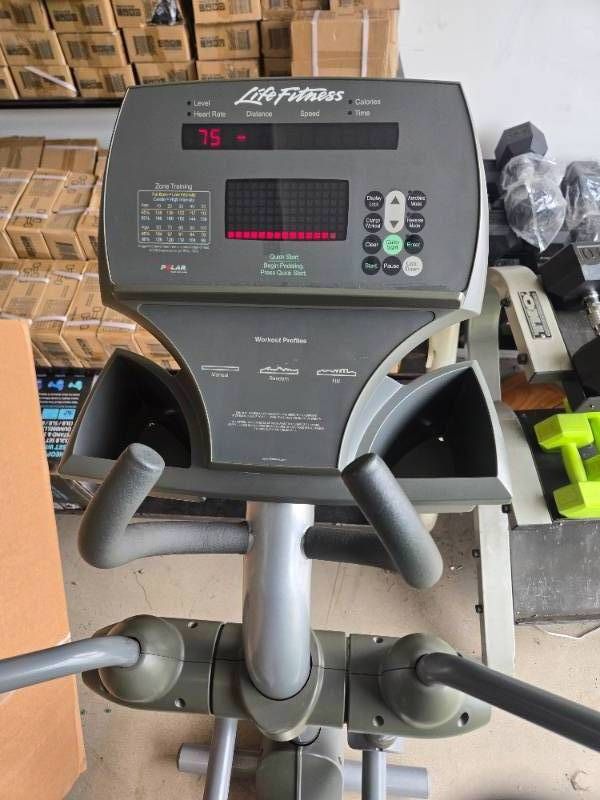 Life Fitness 91X Commercial Elliptical (USED)