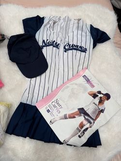 Baseball player sz xs/s