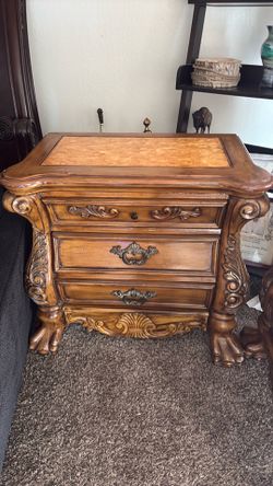 2 Wood Dressers