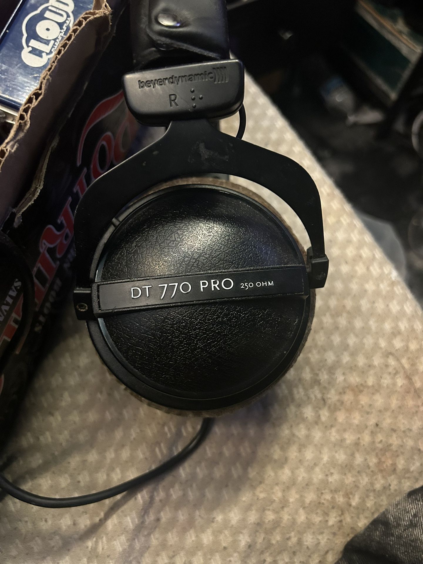 Headphones Studio