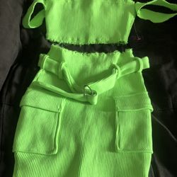 Green Two Piece Summer Out Fit