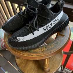 Adidas Yeezy Boost 350 V2 Oreo