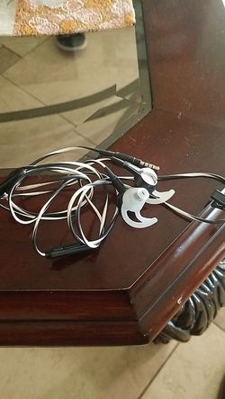 Bose MIE 2 headphones