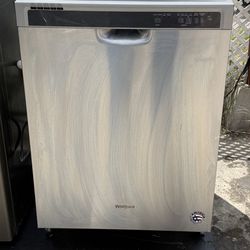 Whirlpool Dishwasher