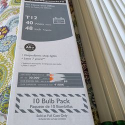 Fluorescent light  bulbs 23 total 40 watt