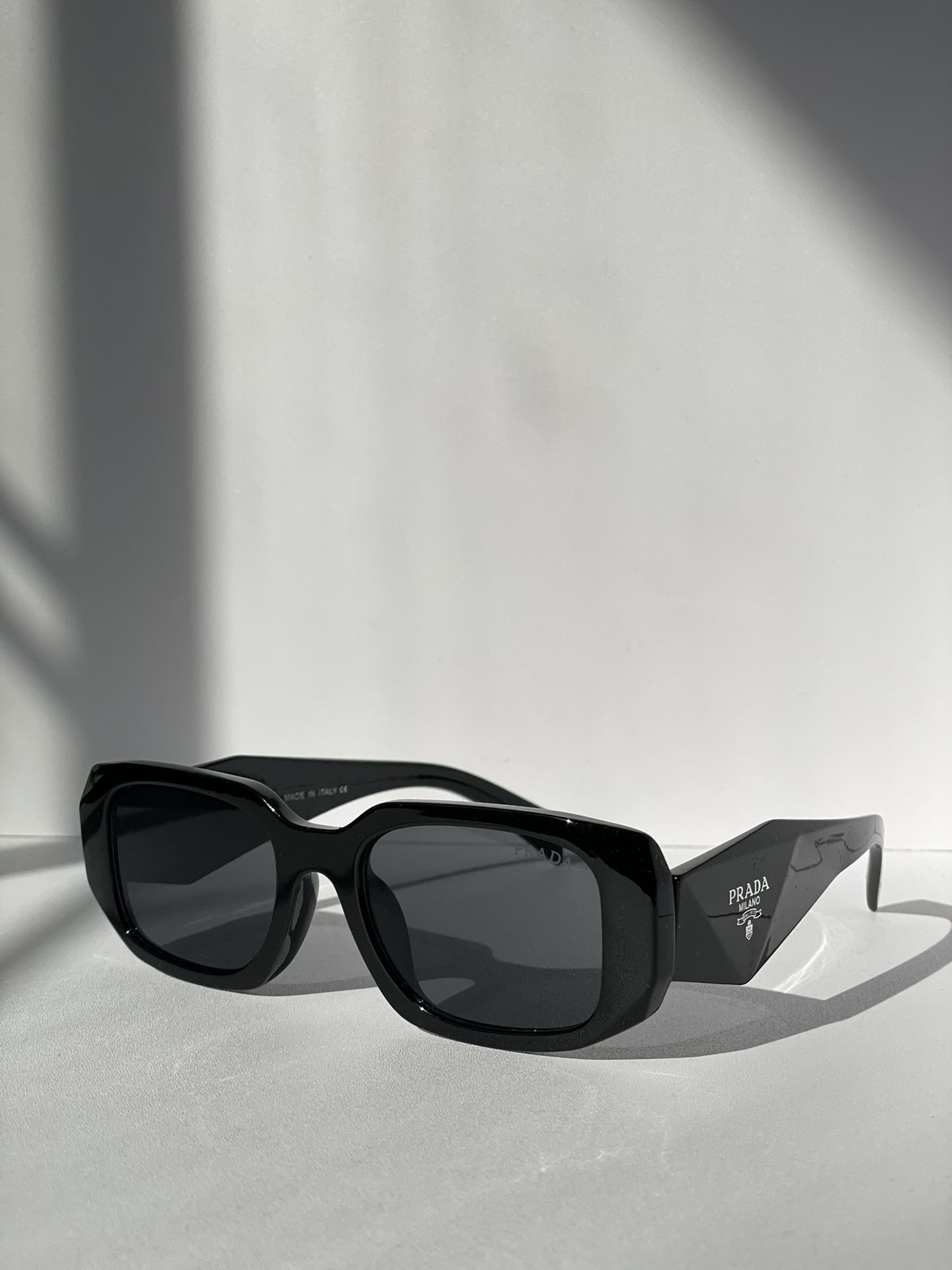 Prada PR 17WS Sunglasses