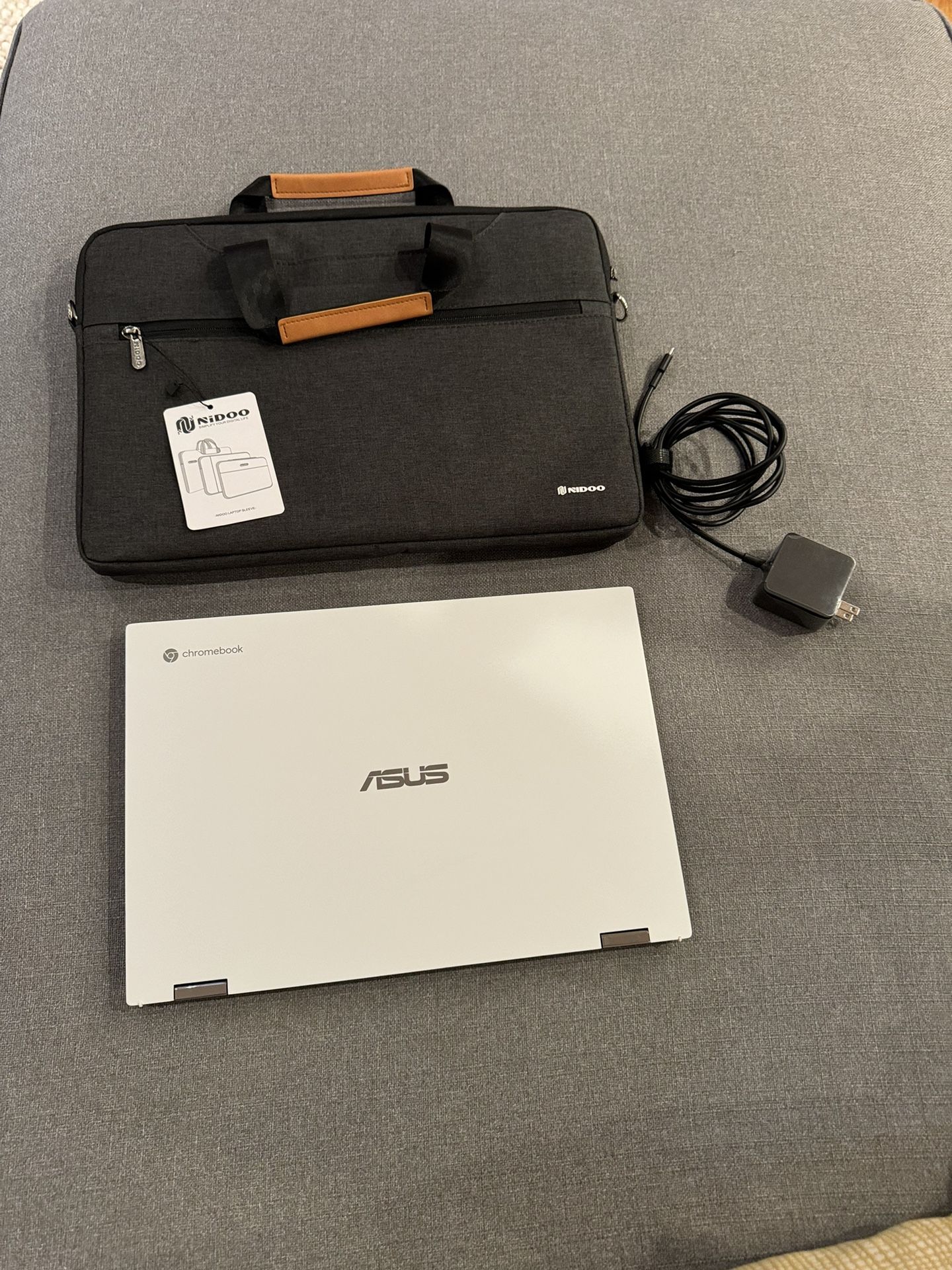ASUS Chromebook Flip Touch Screen Intel Core i3 C536 White Laptop C536E