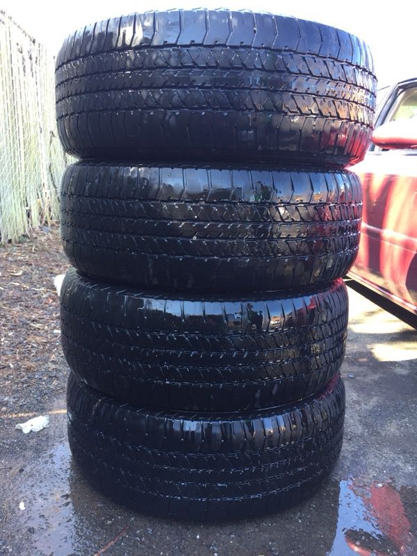 Have 4 pair vary chap Used Tire 275/60/R20 114h