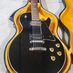 Vintage Les Paul Custom Guitar Made In Japan With Hard Case