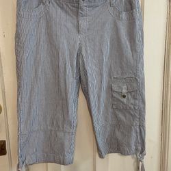 Lee one true fit  Lower on Waist Stretch Cotton Capri pants Women's SZ 16 M