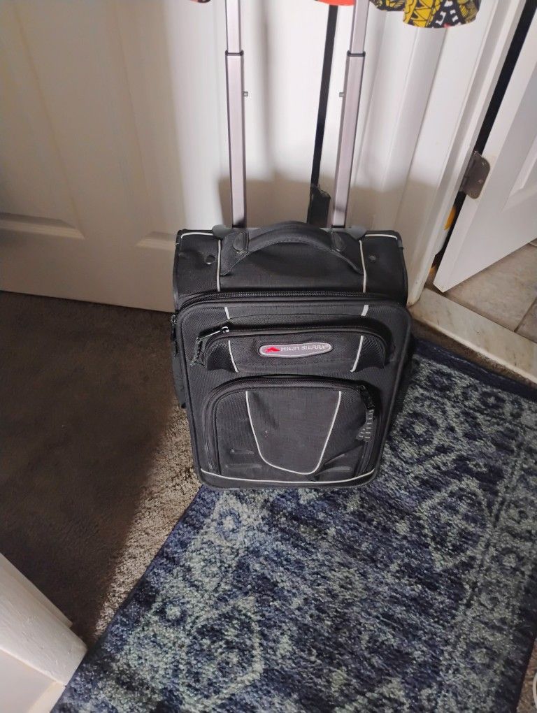 18" Fabric Luggage 2 Wheels Pickup Only Cash 