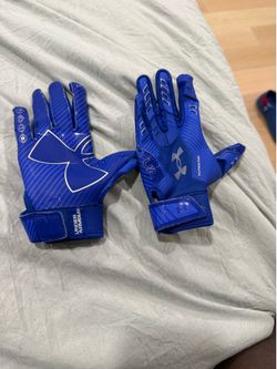 Under Armour Gloves