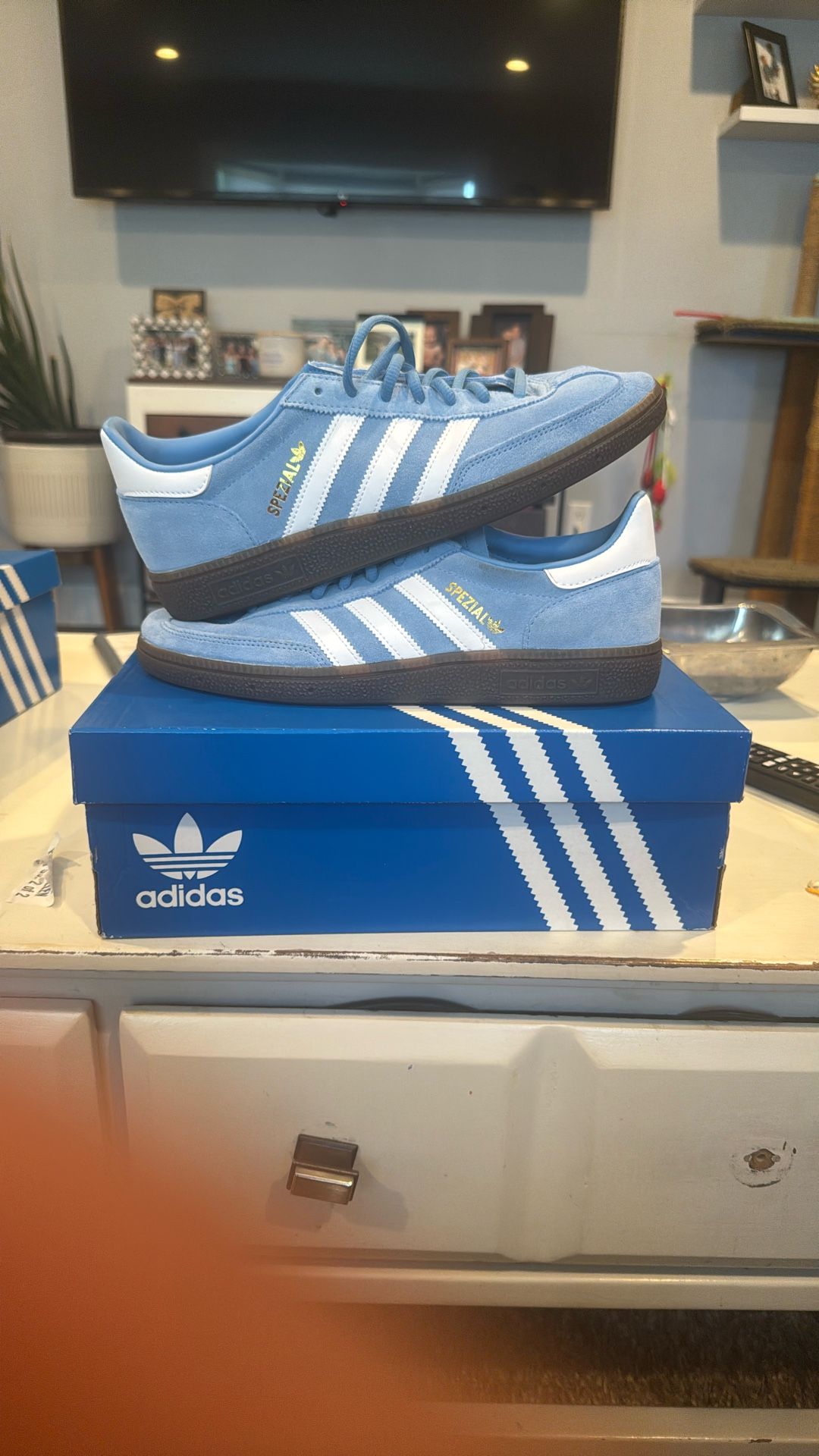 Adidas Spezial Light Blue Size 8 1/2W BRAND NEW
