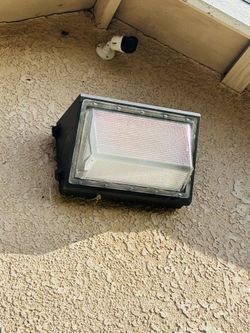 LED Flood Lights / Wall Pack Light