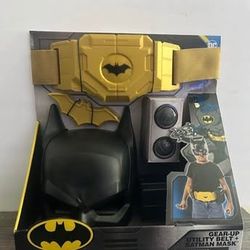 DC BATMAN Gear-Up Utility Belt+ Mask & Batarangs & Smoke Pellets New