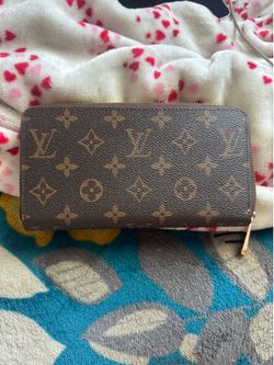 Louis Vuitton Zippy Wallet
