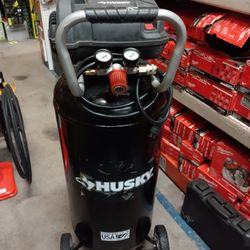 HUSKY  COMPRESSOR  20 GALLON  