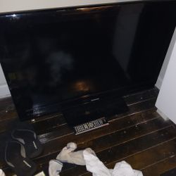 Toshiba 32 Inch TV