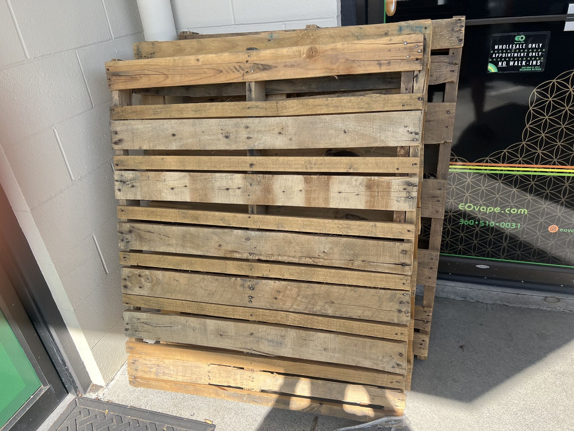 Free Pallets