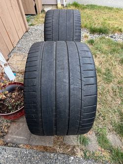 335/25/20 Michelin Pilot Super Sport tires