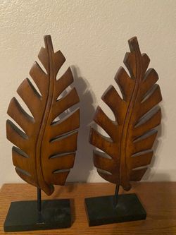 Palm Leaf Wooden Decor Stands. 