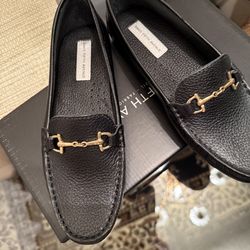 Saks fifth Avenue loafers size 7.5 with box