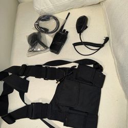 Walkie Talkie + 2 Mics + Harness (Untested)