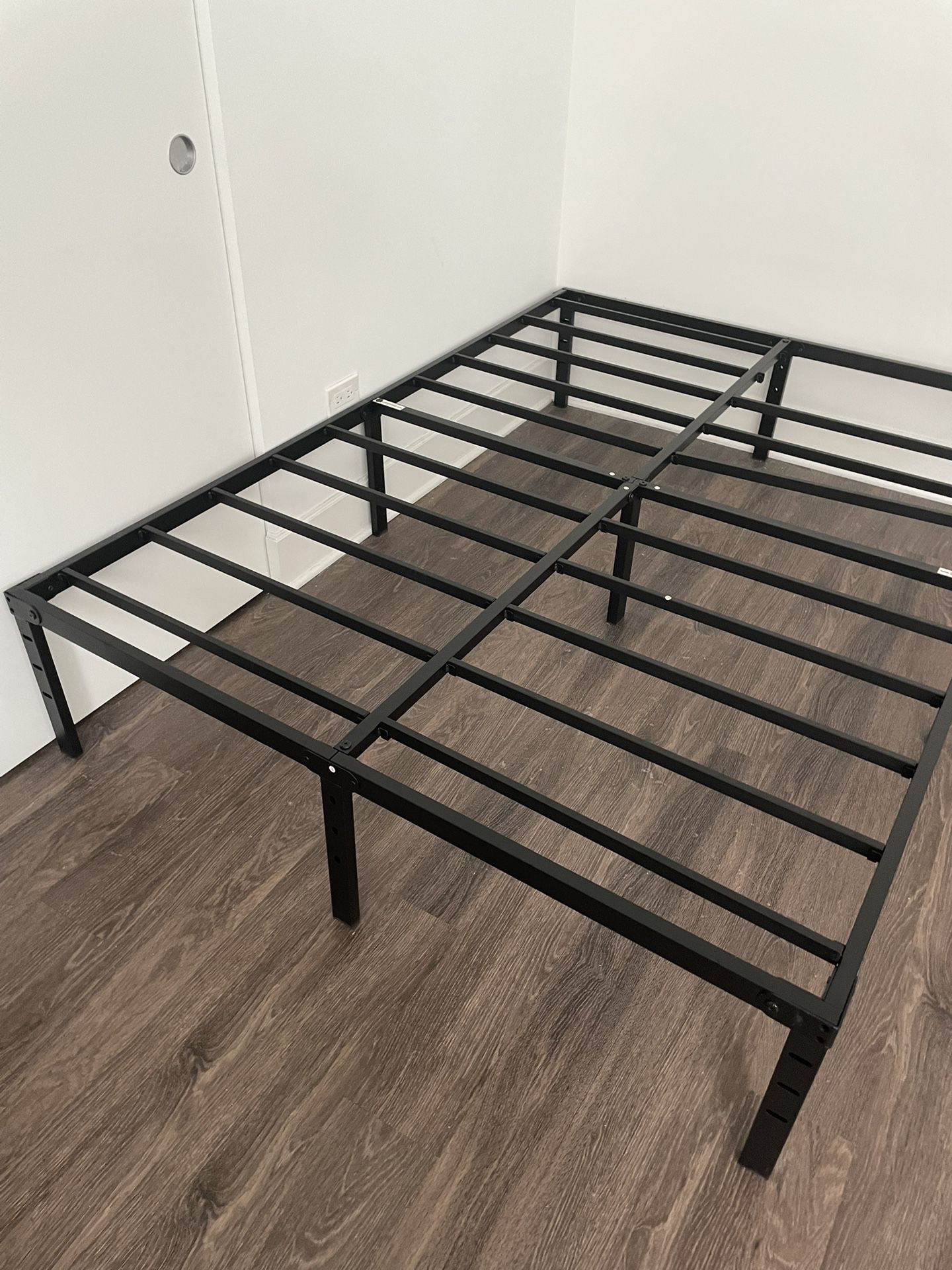 Queen Sized Bed Frame 