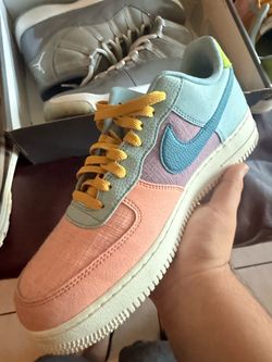 Nike air force 1s sun club