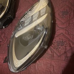 Aston Martin Headlight 2024-2025 OEM 