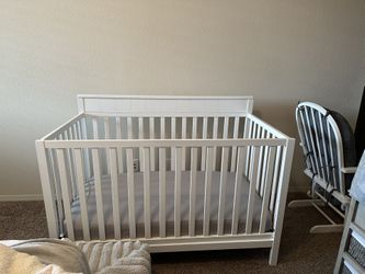 Logan 4 In 1 Convertible Crib