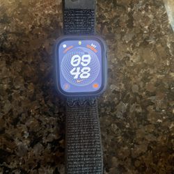 Series 9 Apple Watch 45mm GPS 