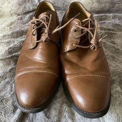 Men’s Guess Brown Oxford Shoes Size 9