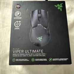 Bluetooth Razer Viper Ult - With Charger Dock