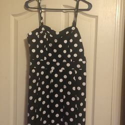 Marilyn Monroe black polka dot medium size dress