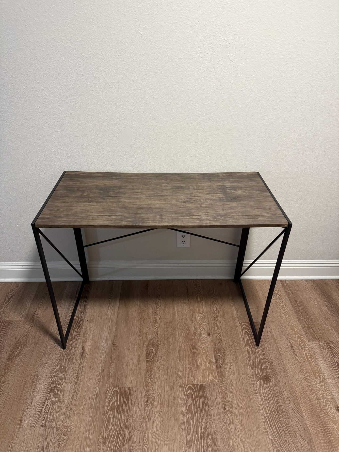 Desk (Foldable!)