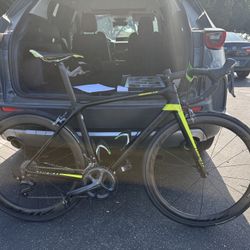 Giant TCR Advanced Pro 1 2017 Size M with Firecrest Zipp wheels