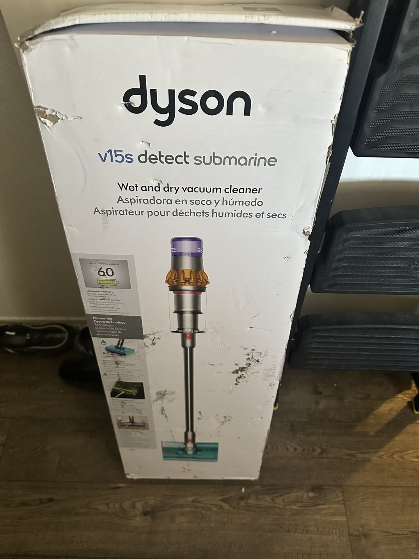 Dyson Submarine Vacuum