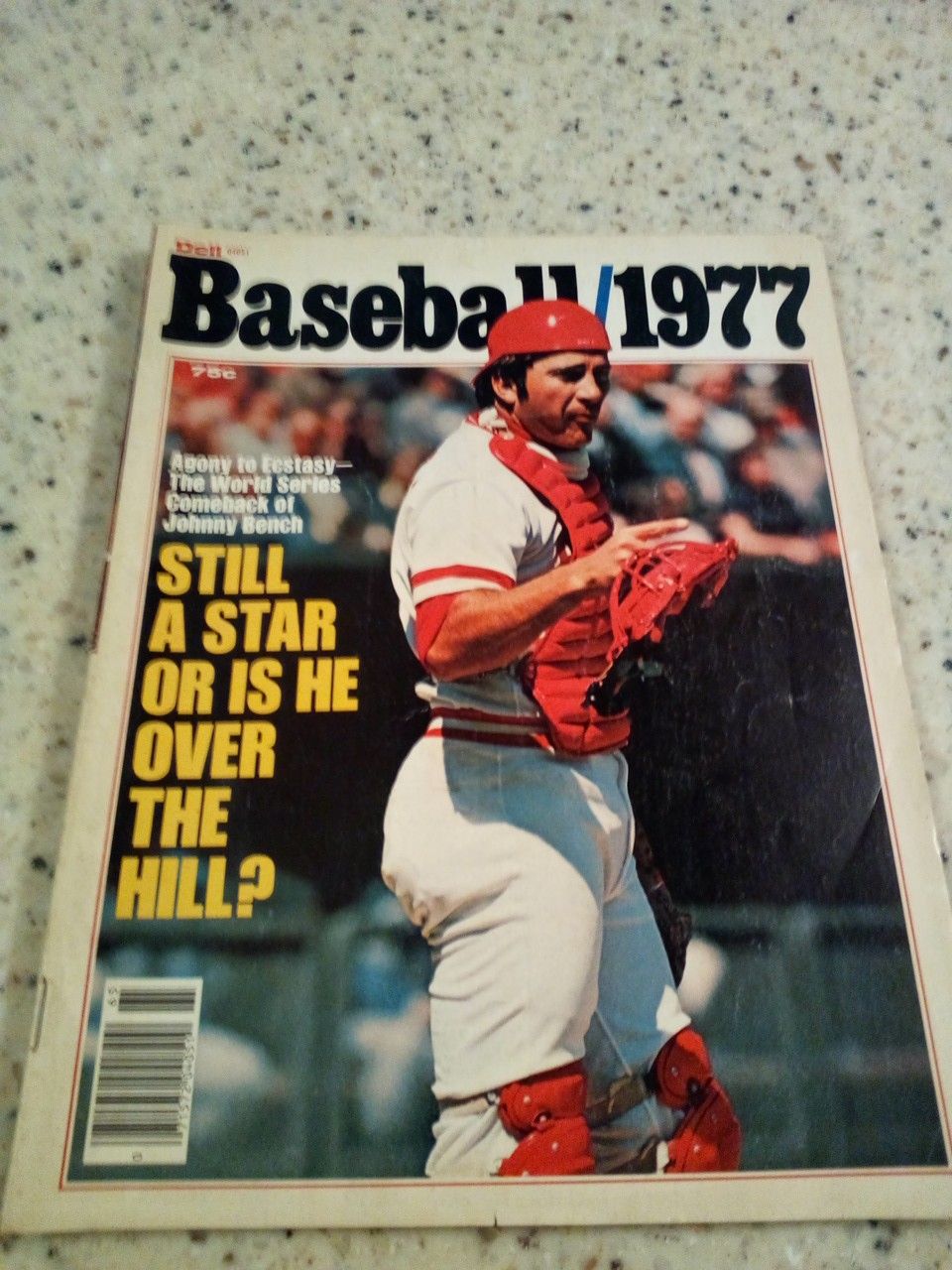 Vintage 1977 baseball magazine/ Johnny bench/ agony to ecstasy- the world series comeback of Johnny bench/ still a star or is he over the hill?