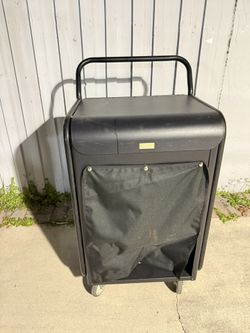 Forbes Aluminum In Room Housekeeping Cart, Black