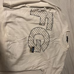 2 sweatshirts 