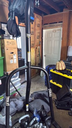 Everlast boxing stand with bag