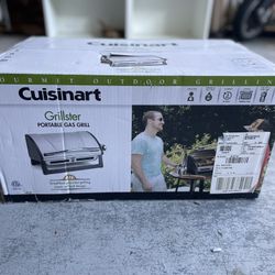Cuisinart Grillster Portable Gas Grill, Stainless Steel Compact BBQ Grill with Locking Lid for Easy Transport, 8000 BTU Propane Grill with Dishwasher 