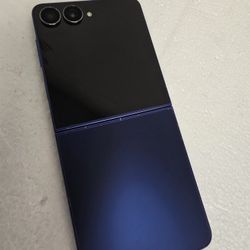 Z Flip 7 Unlocked APPLY p@yment Plan $55 Down Or Full Price Product Description 