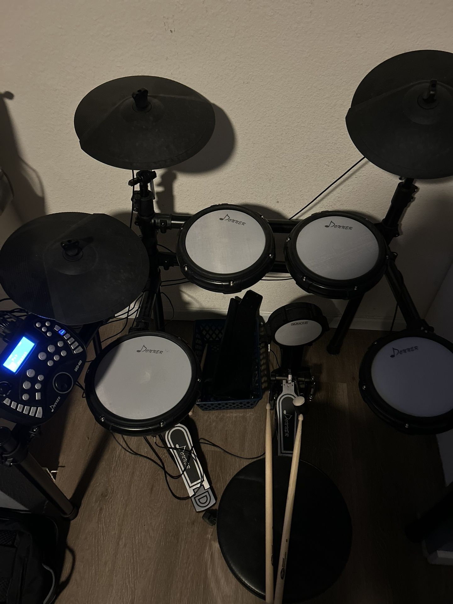 Donner 400 Electric Drum Set.