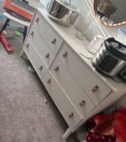 6 Drawer Dresser