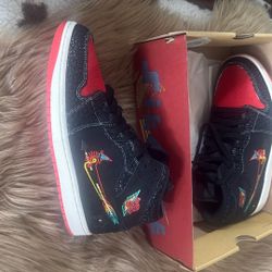 Air Jordan 1 MID SE Familia. 8.5