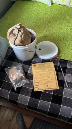 Beer Brewing Kit - Never Used